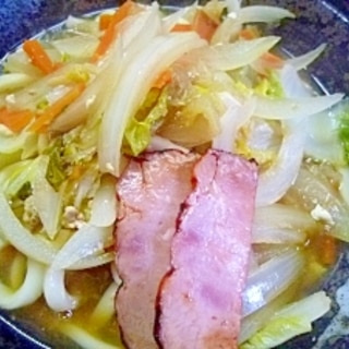 野菜たっぷりみそうどん